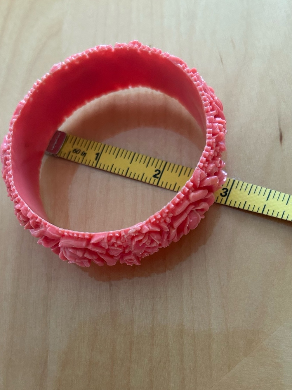 Vintage celluloid bracelet carved flowers peachy orange color ornate antique. - Picture 16 of 16
